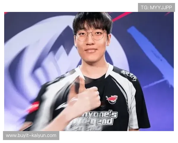 CFO新人中单HongQ惊艳表现助力战队爆冷击败T1成为关键功臣